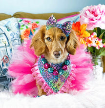 Load image into Gallery viewer, Welcome To The Jungle (With Trim)